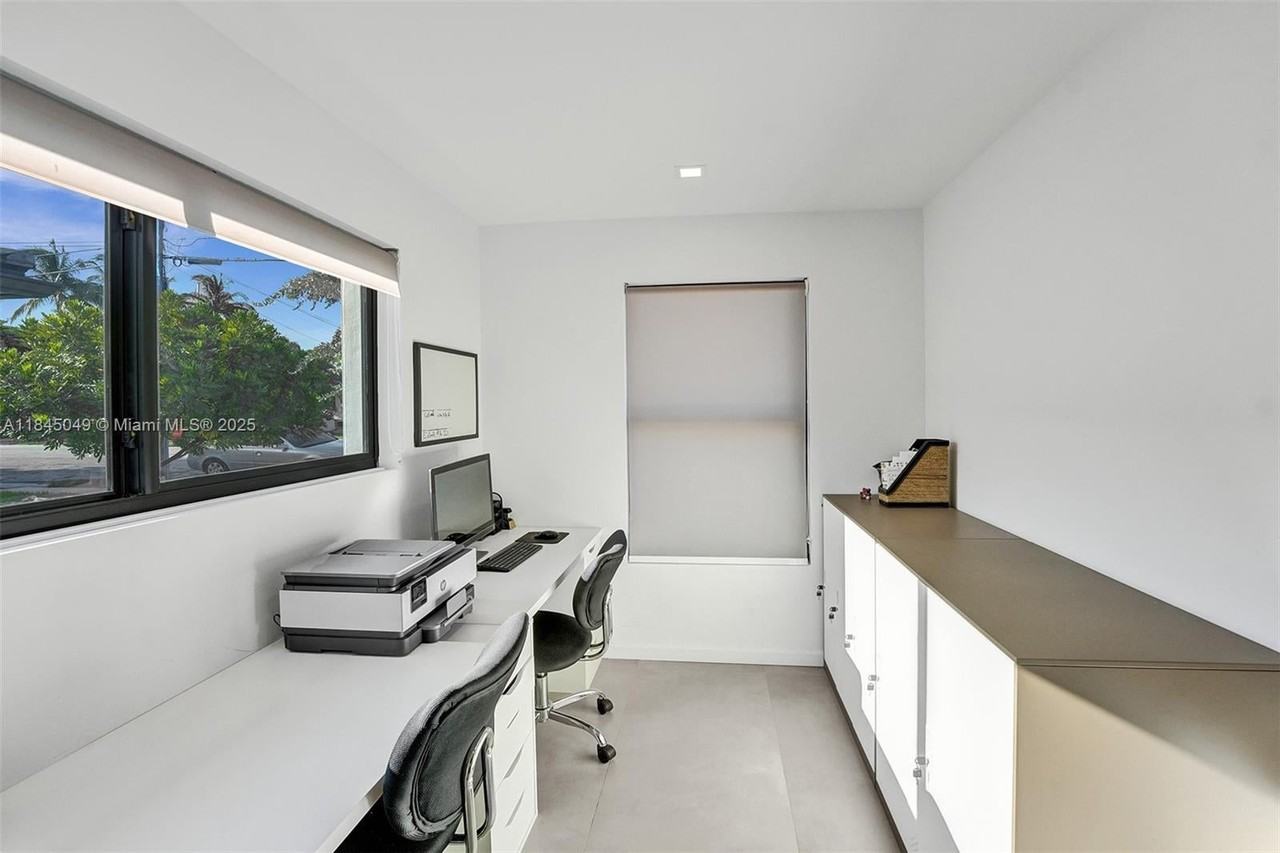 1021 Guava Isle - Photo 7 of 50