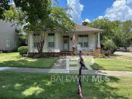featured image of 10441 Emmanuel St