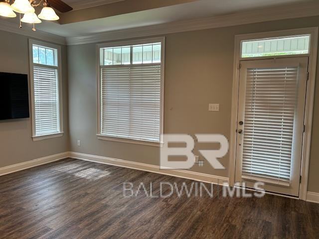 10441 Emmanuel St - Photo 4 of 18