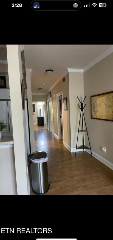 176 Market St - Photo 6 of 7