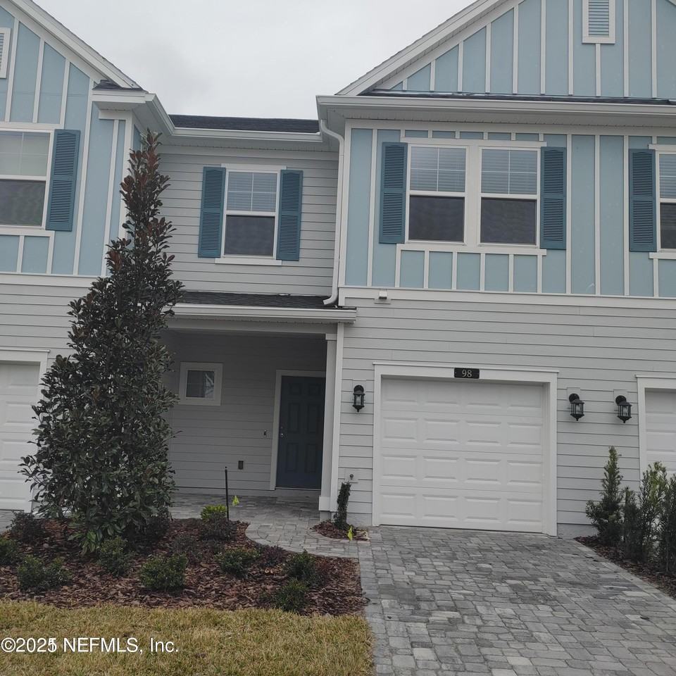 98 Boracay Cir - Photo 2 of 22