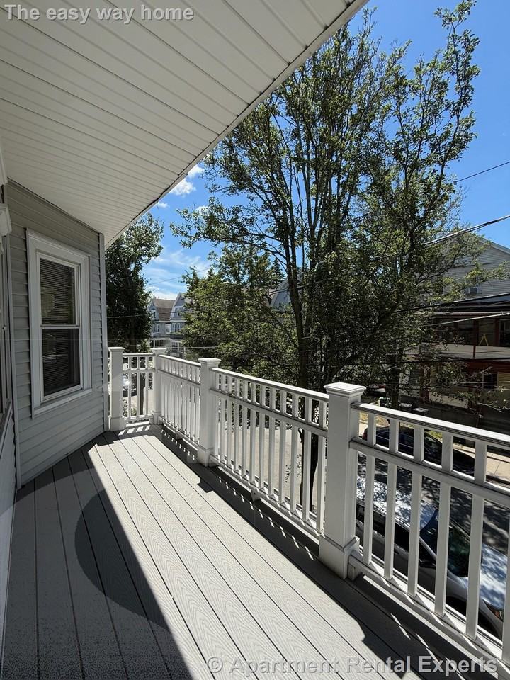105 Bromfield Rd #2 - Photo 5 of 15