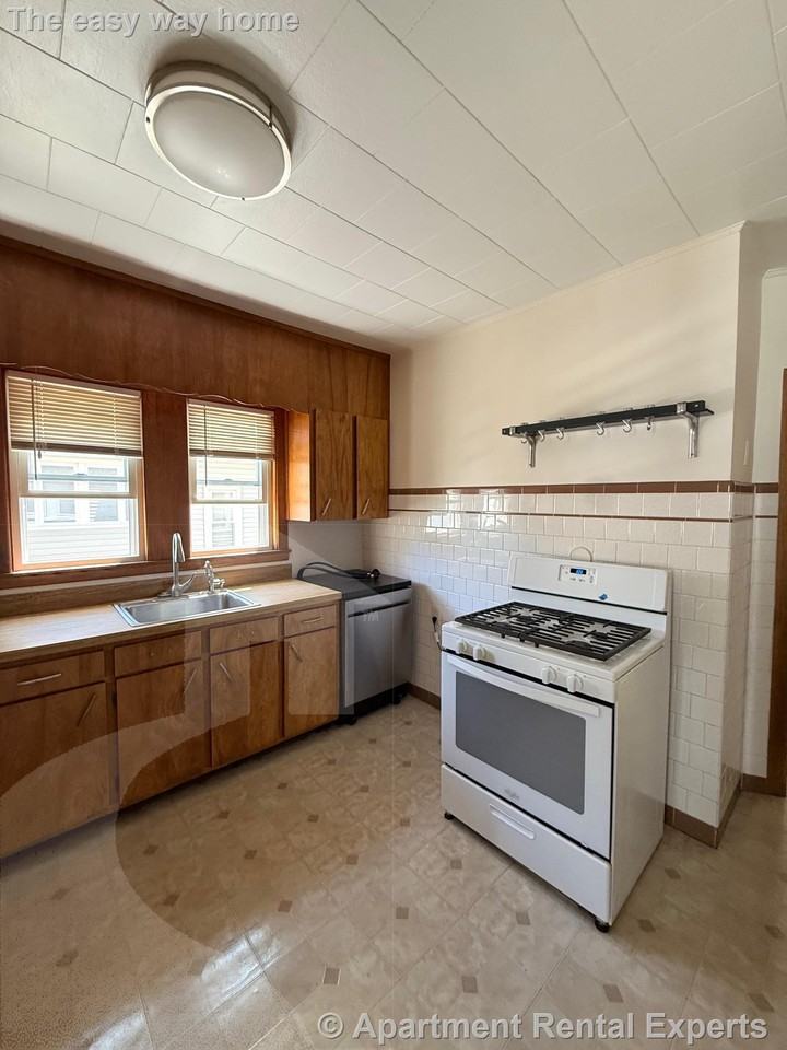 105 Bromfield Rd #2 - Photo 7 of 15