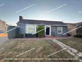 922 S Vicentia Ave - Photo 1 of 1