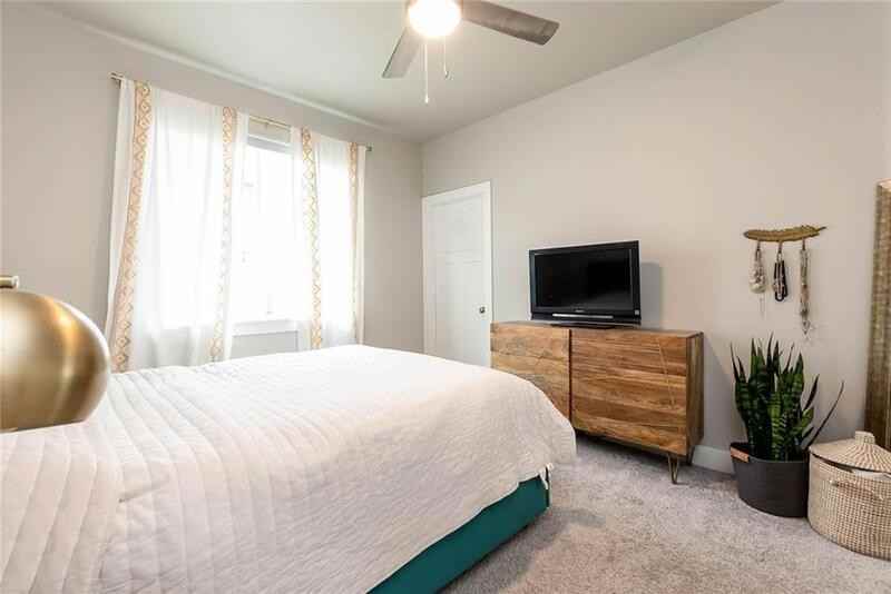 1421 Ne Little Beaver Dr - Photo 4 of 11