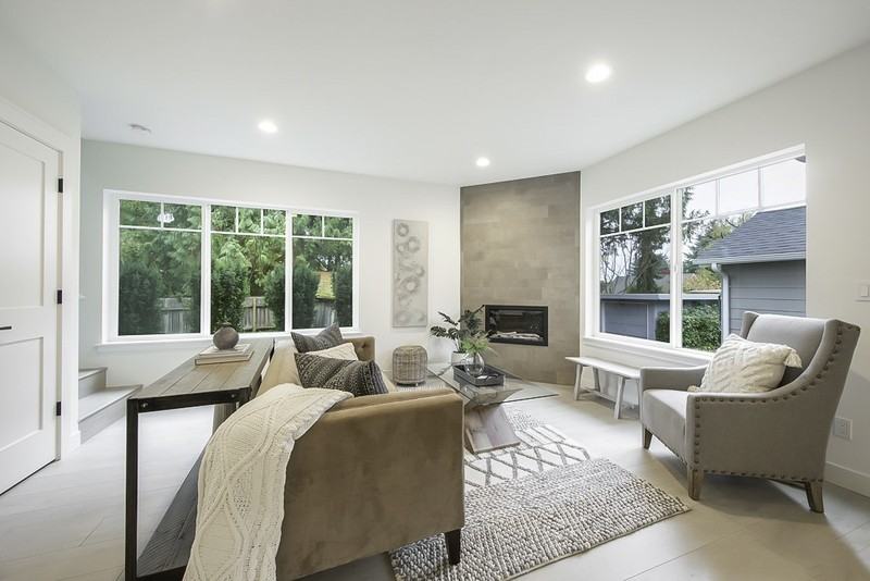6252 52nd Ave Ne #B - Photo 4 of 12