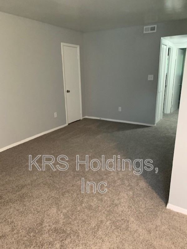 1209 Nelson Street #A - Photo 3 of 10