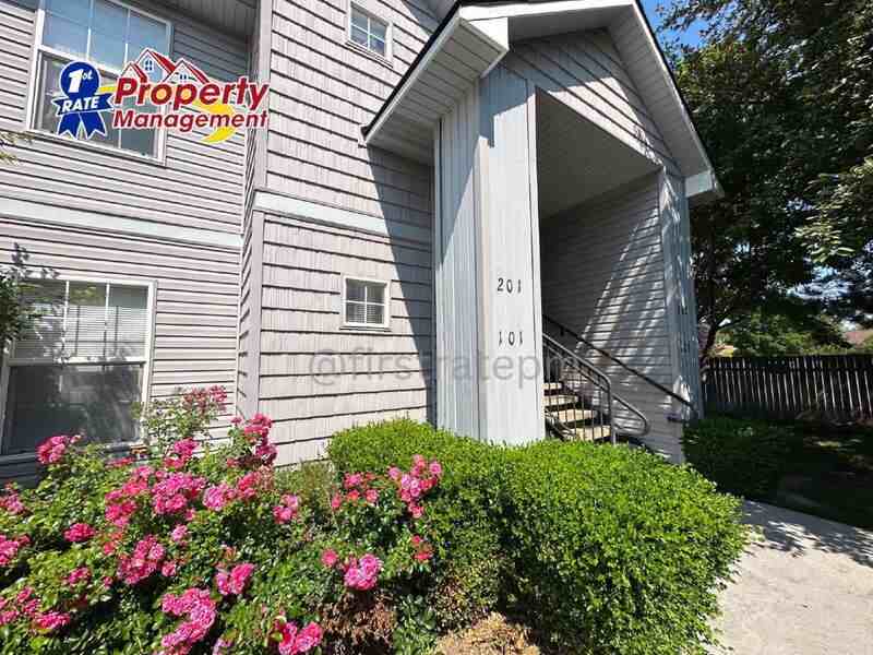 11884 W Cloverbrook Ln #202 - Photo 2 of 38