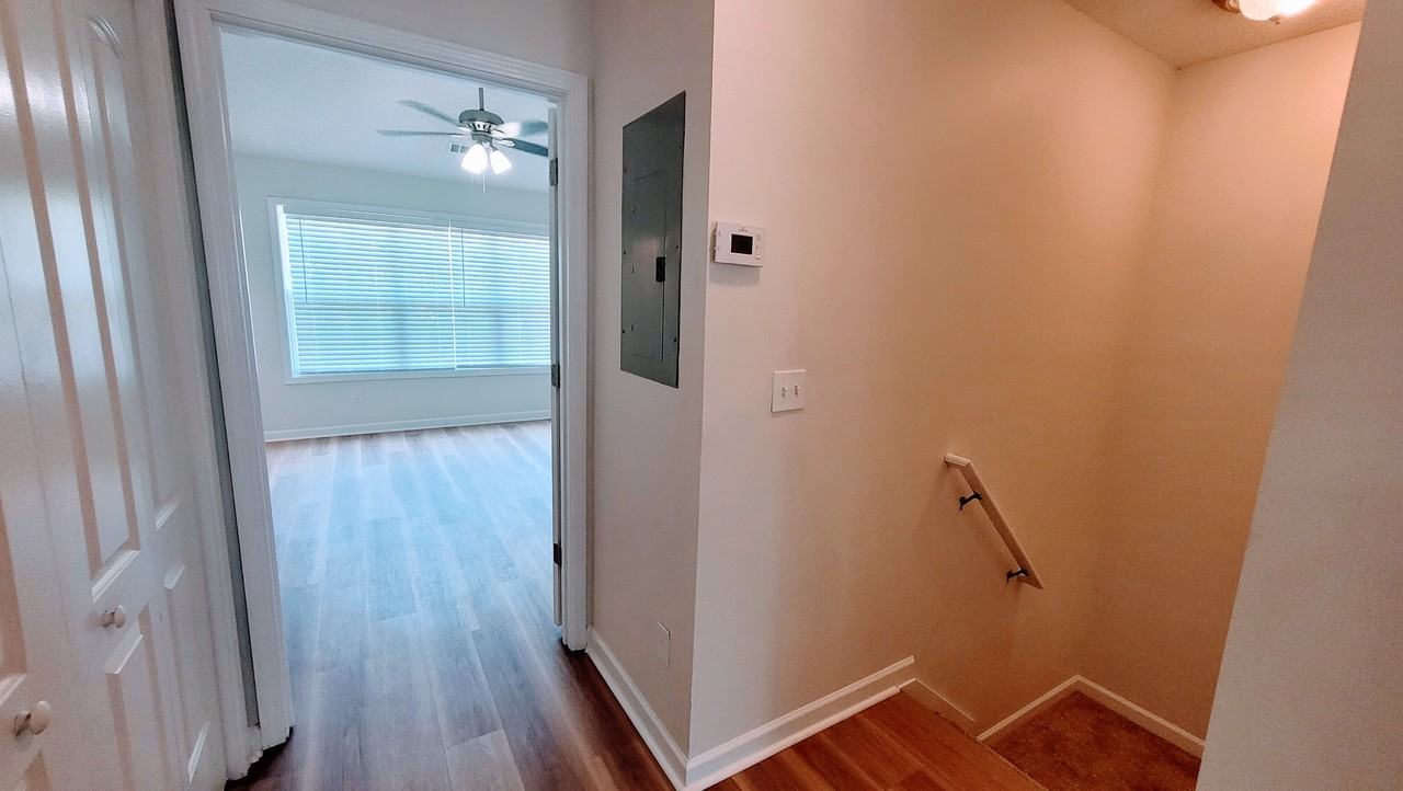 625 Chase Ln - Photo 7 of 40
