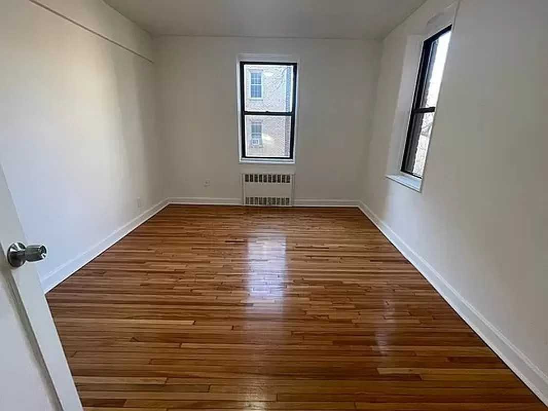 8008 35th Ave - Photo 2 of 4