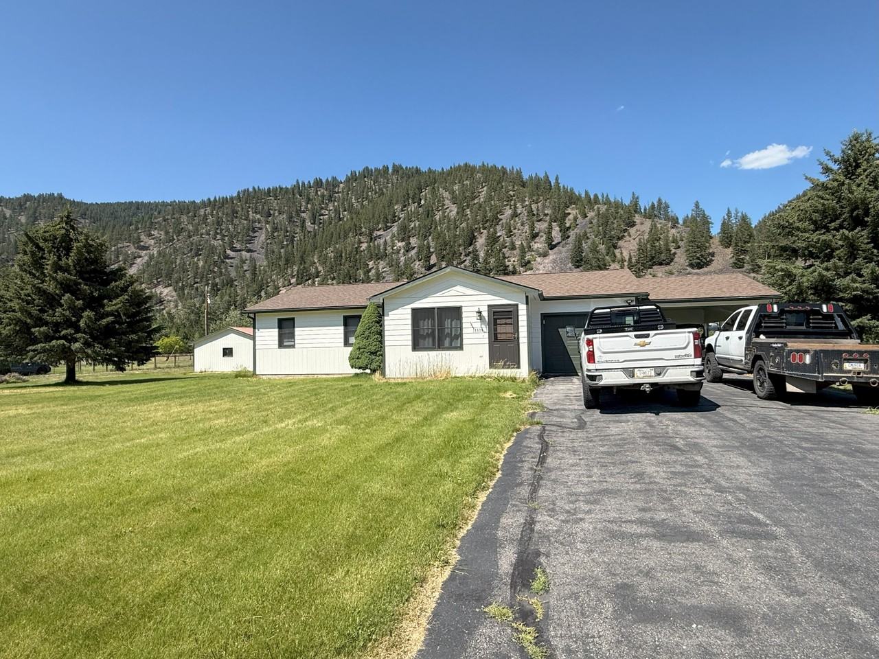 18530 E Mullan Rd - Photo 2 of 22