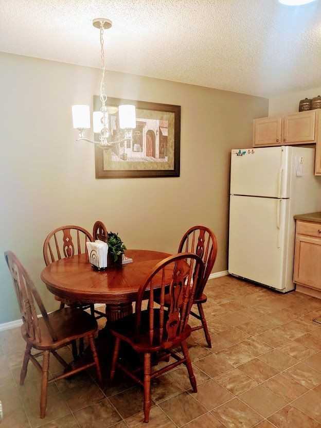 17400 Southeast 82nd Roslyn Court - Photo 7 of 15