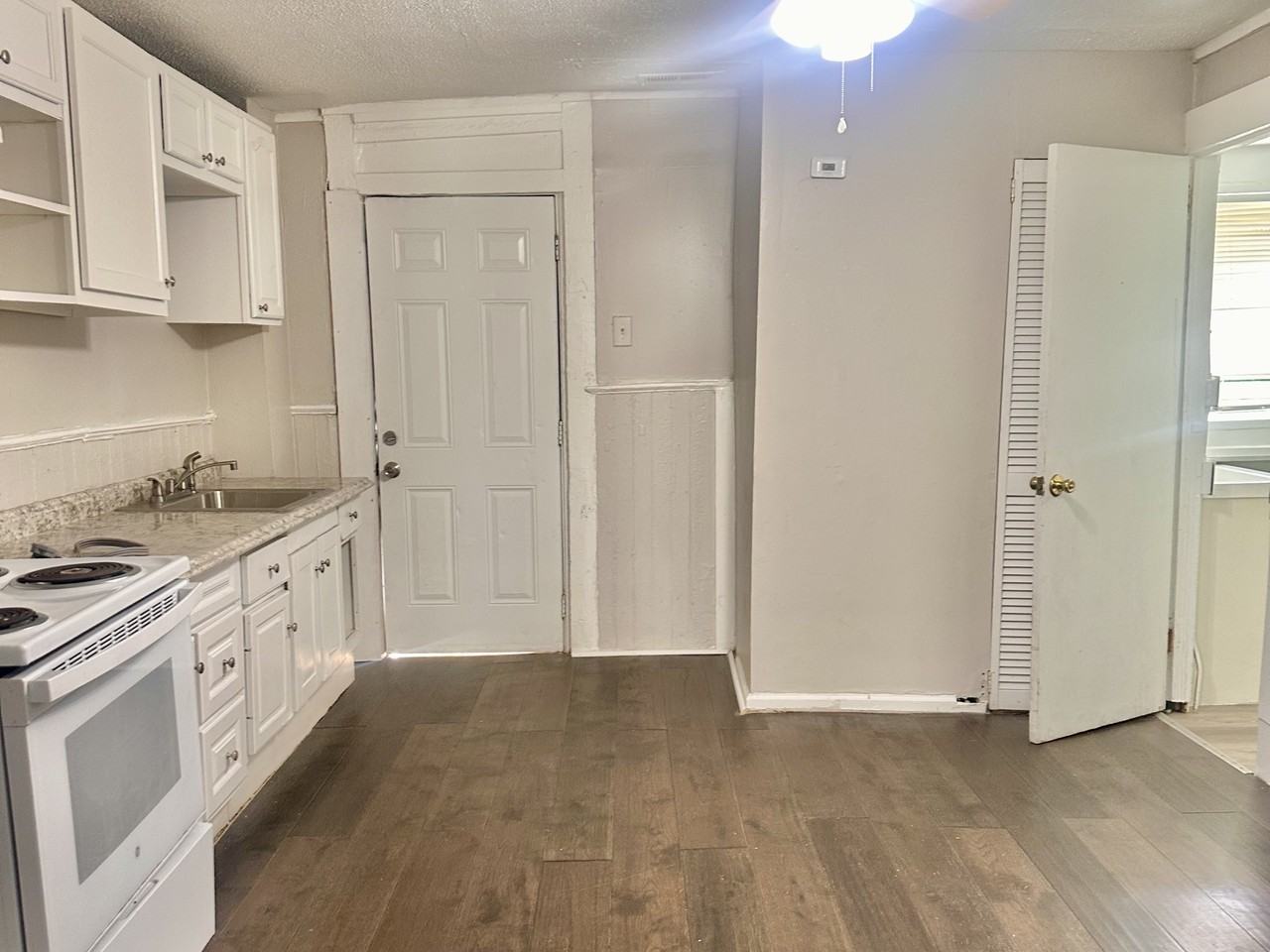 212 N 25th St - Photo 6 of 19