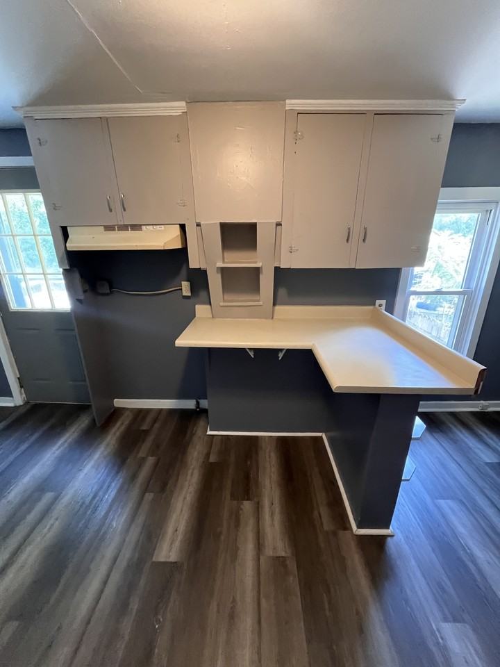 21 Sunnyside St - Photo 3 of 9