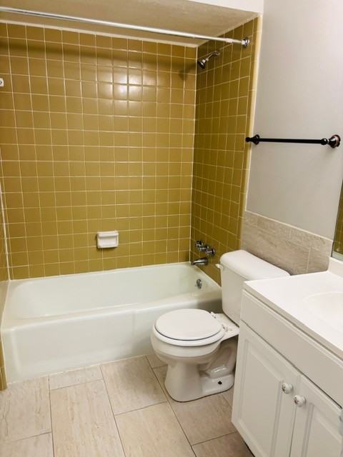 6062 Warm Springs Ct - Photo 6 of 15