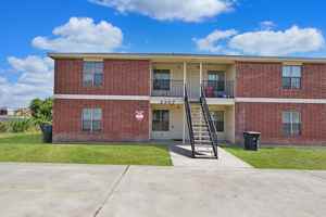 featured image of 2307 Terrace Dr