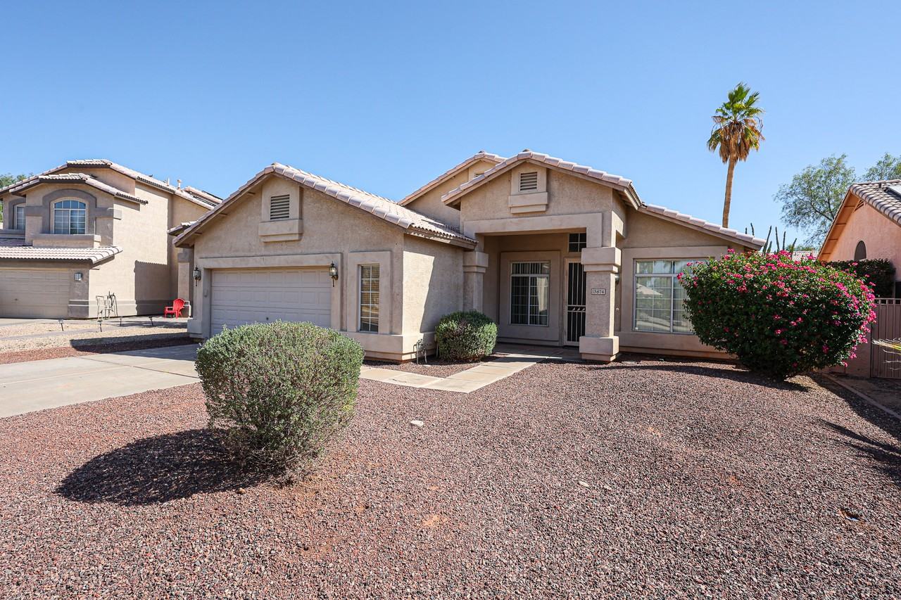 13874 W Wilshire Dr - Photo 3 of 39