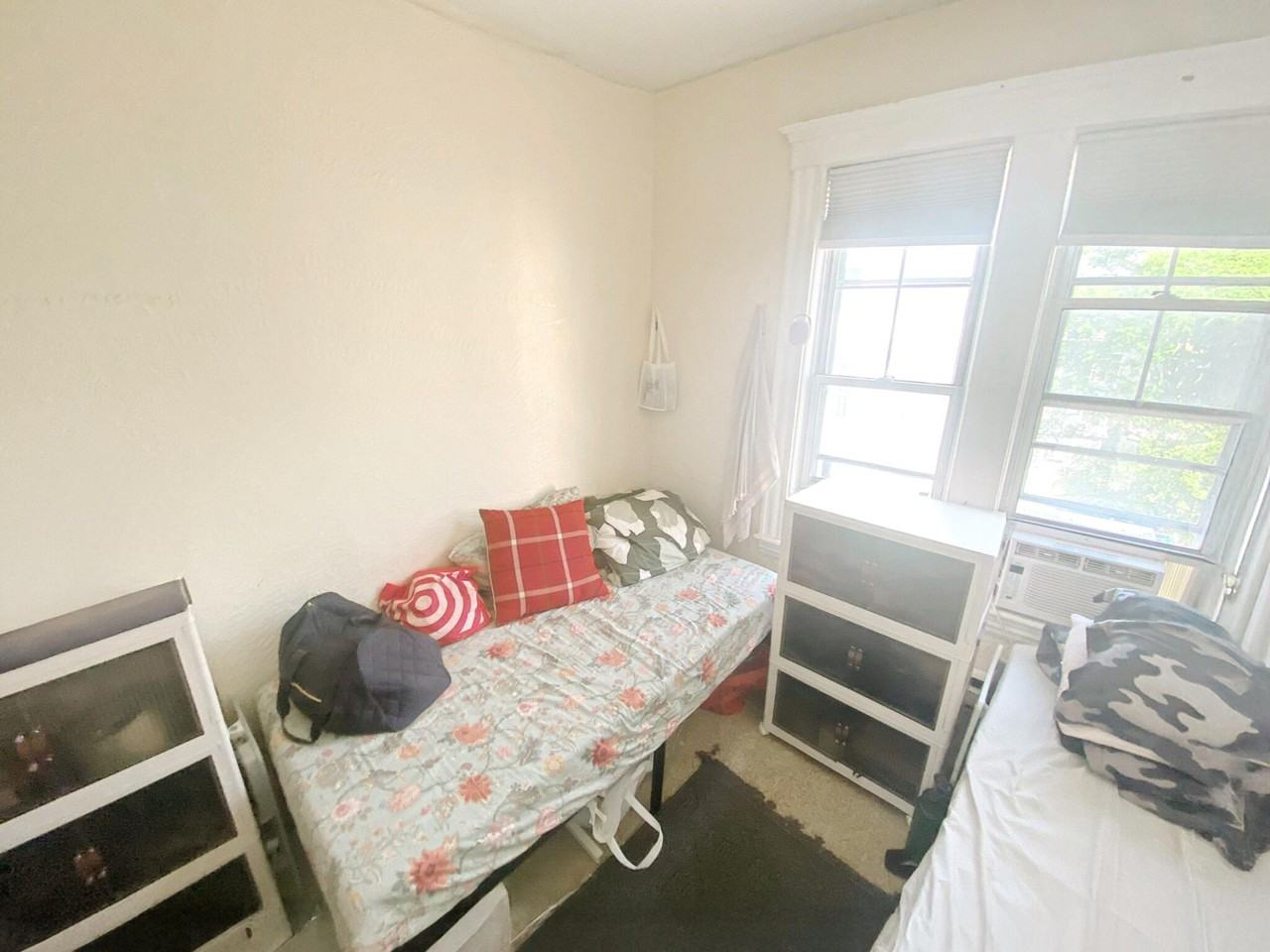 742 Parker St #3 - Photo 7 of 13