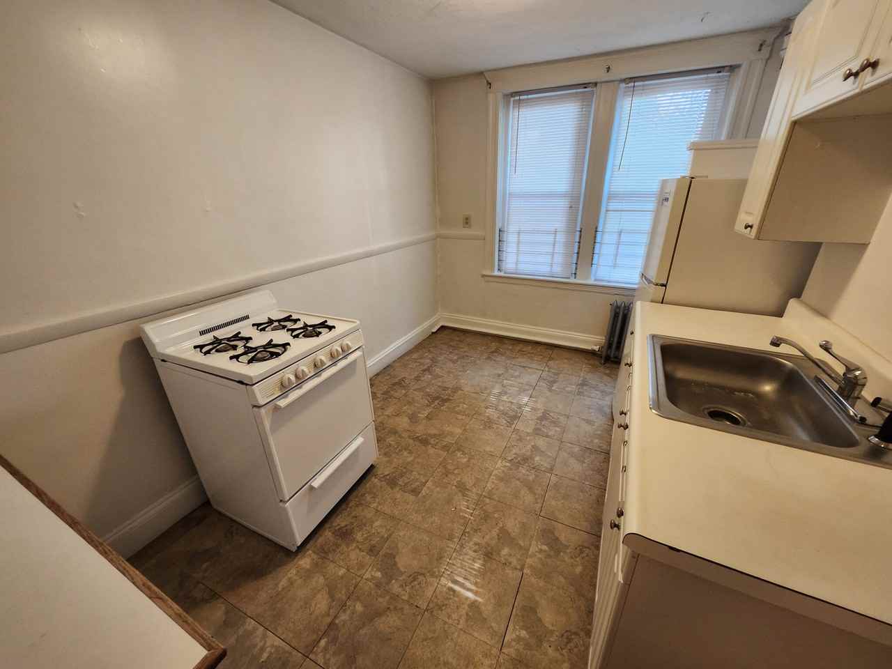 Allston St #4 - Photo 3 of 11