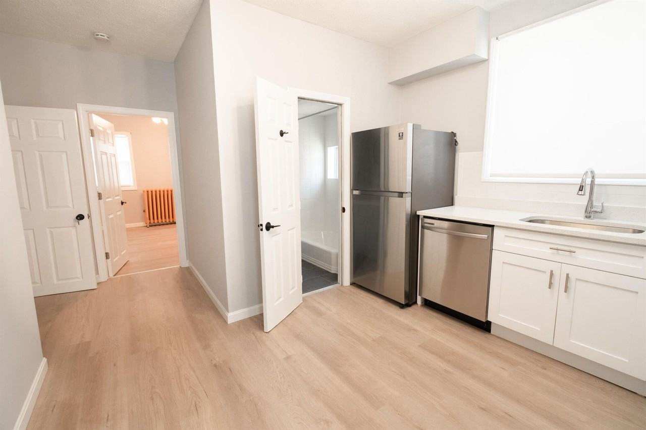 48 Morris St #1 - Photo 3 of 11