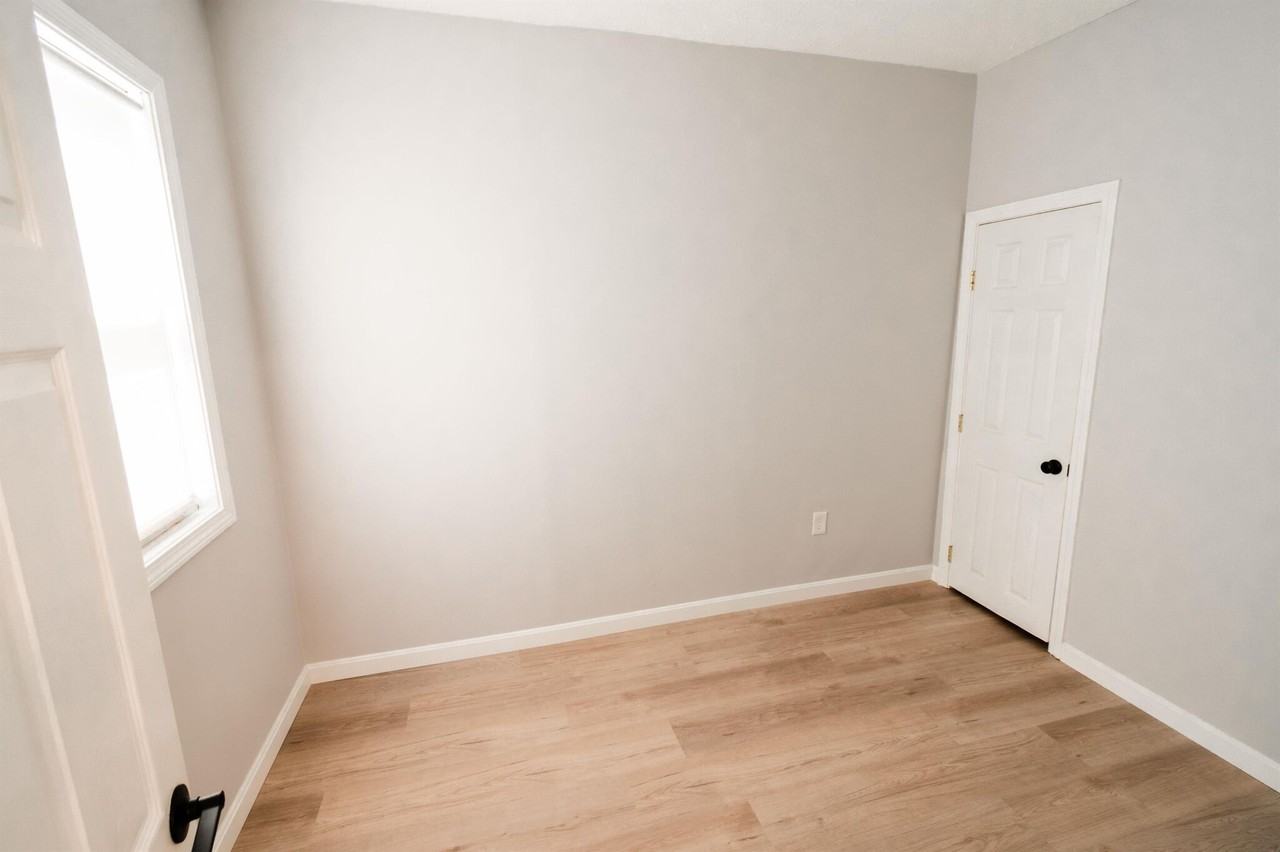 48 Morris St #1 - Photo 5 of 11