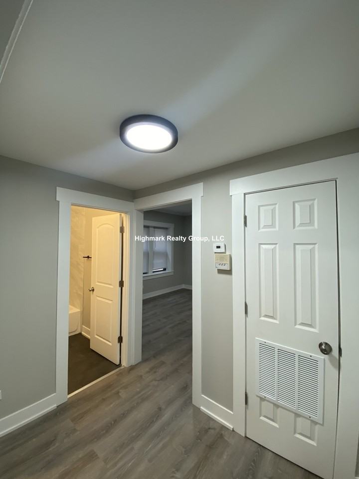 6517 N Newgard Ave #2BA - Photo 5 of 17