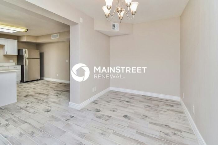 1735 E Warren Pl - Photo 2 of 14