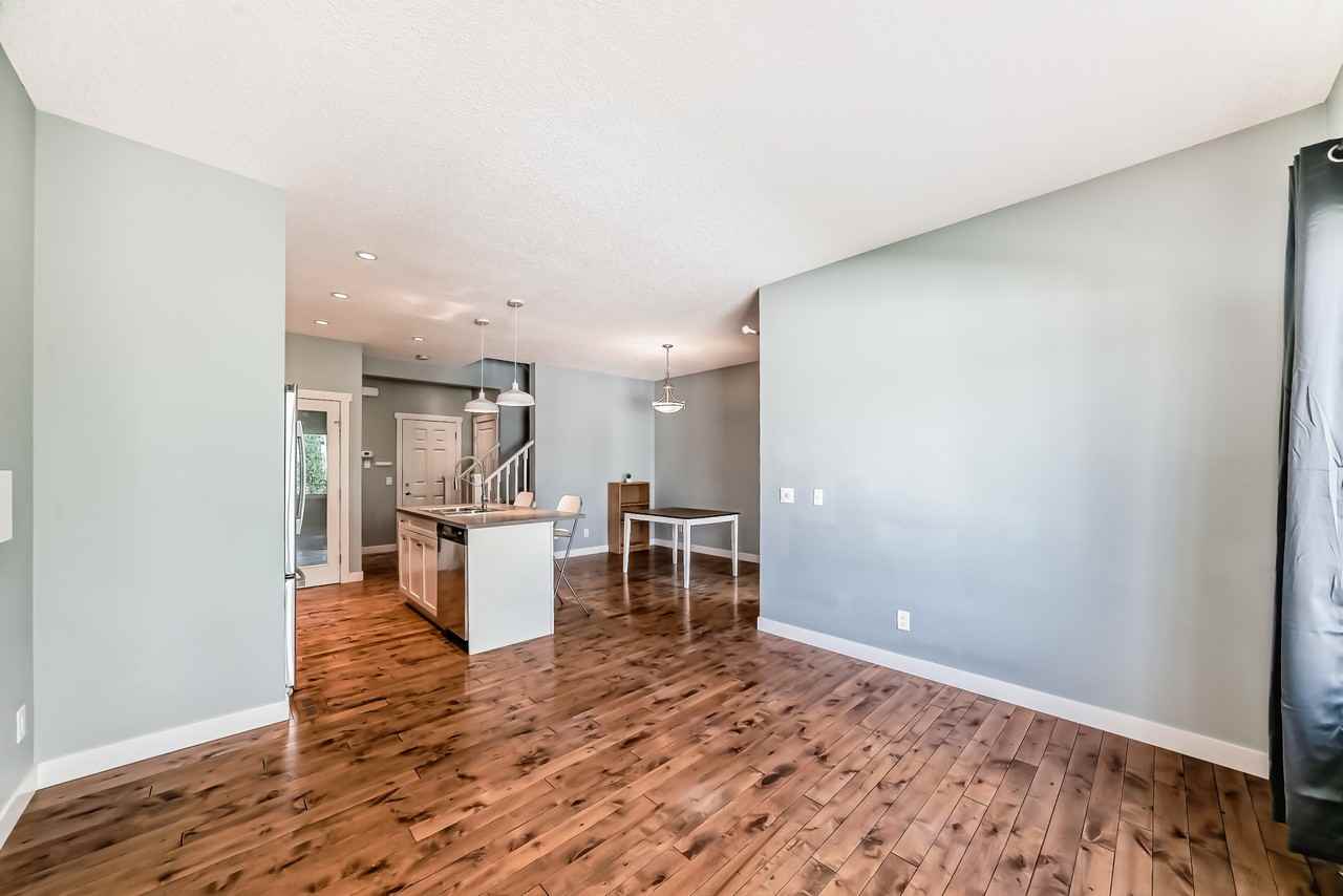 66 River Heights Cres Cochrane AB T4C 0J3 - Photo 3 of 6