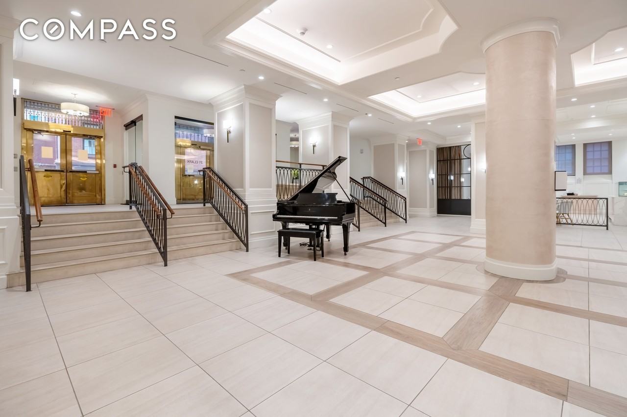 21 Clark Street #1305 - Photo 4 of 7