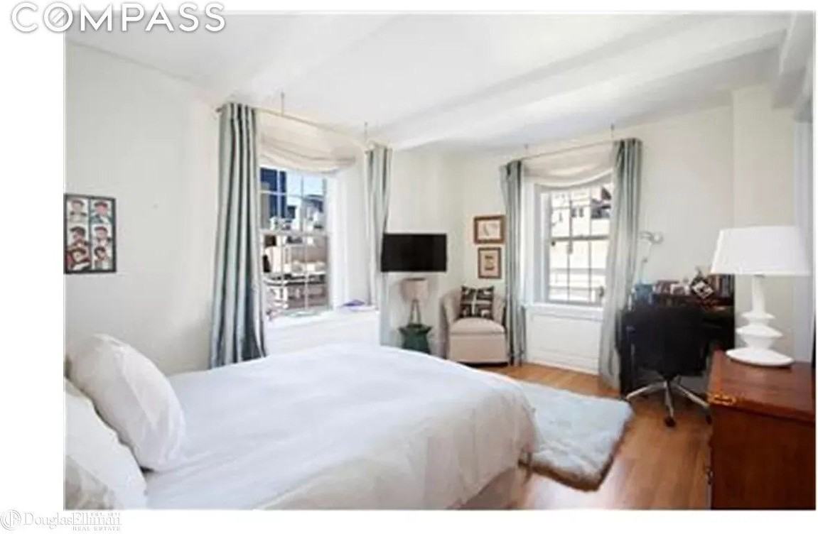 40 E 66th St #8C - Photo 7 of 16