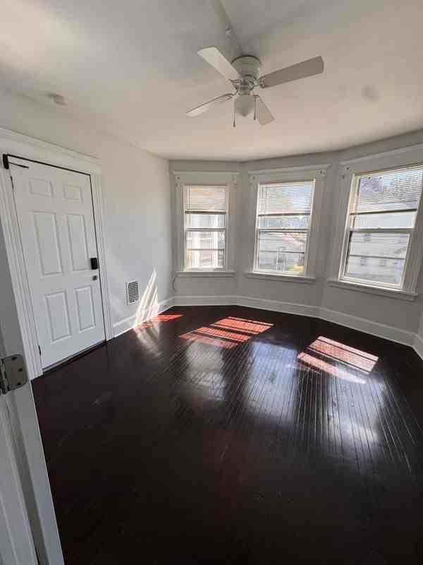 29 Bowe Ave - Photo 2 of 16