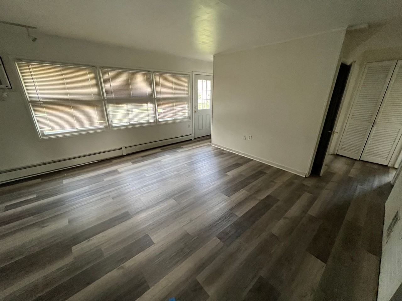 16 Crabtree Dr - Photo 7 of 10