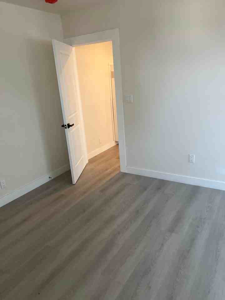 1311 W Martin Luther King Jr Blvd - Photo 7 of 12