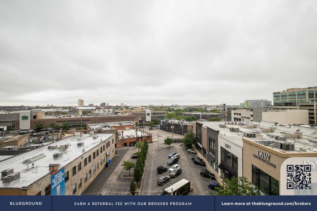 1515 N Fremont St #1281 - Photo 5 of 31