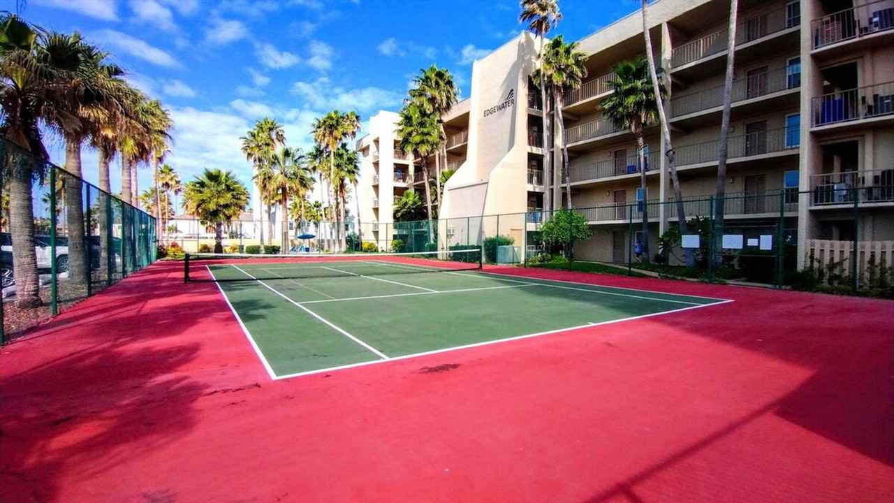 2216 Gulf Boulevard - Photo 4 of 60