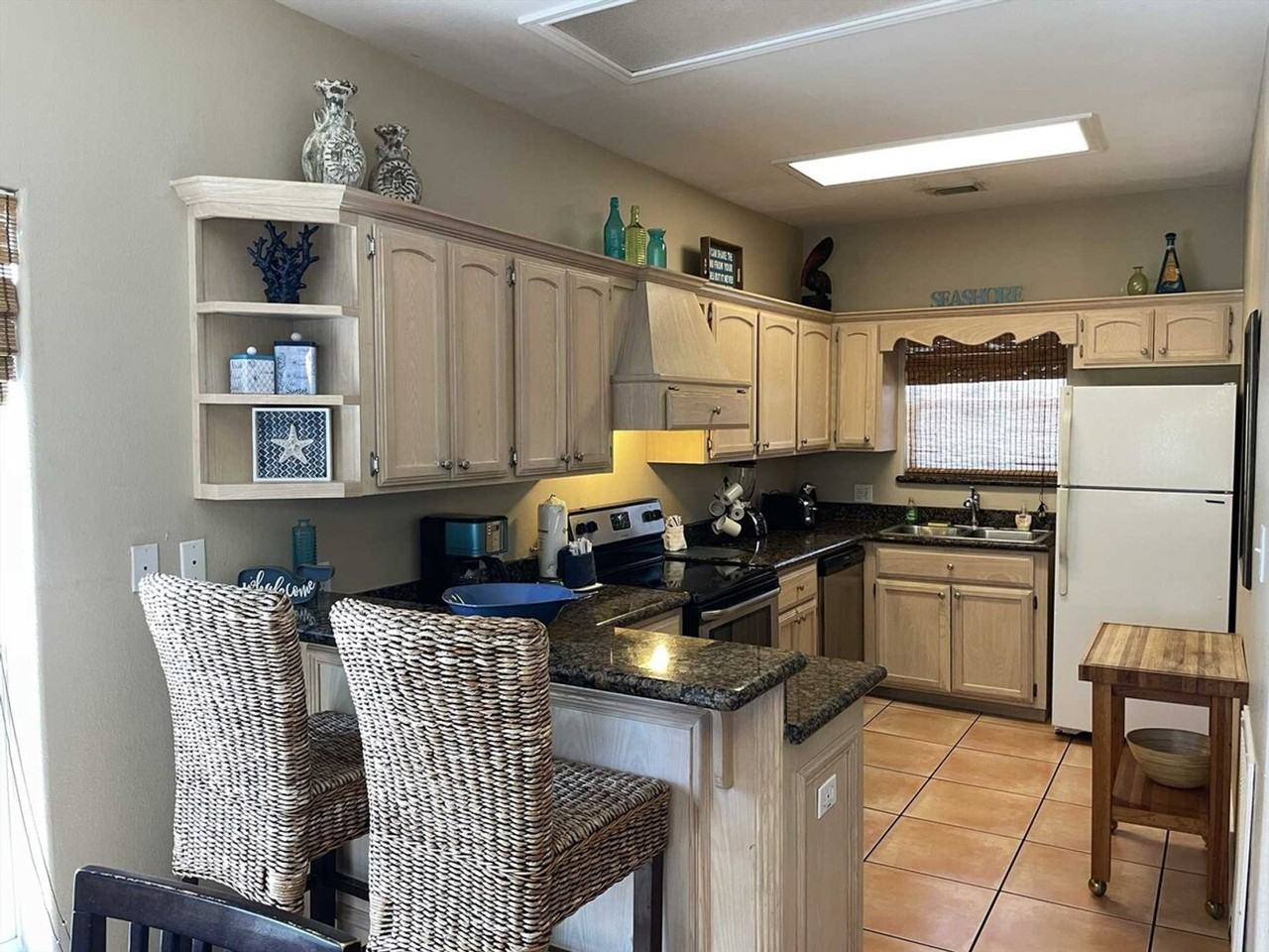 126 E Pike St #1255597P - Photo 5 of 29