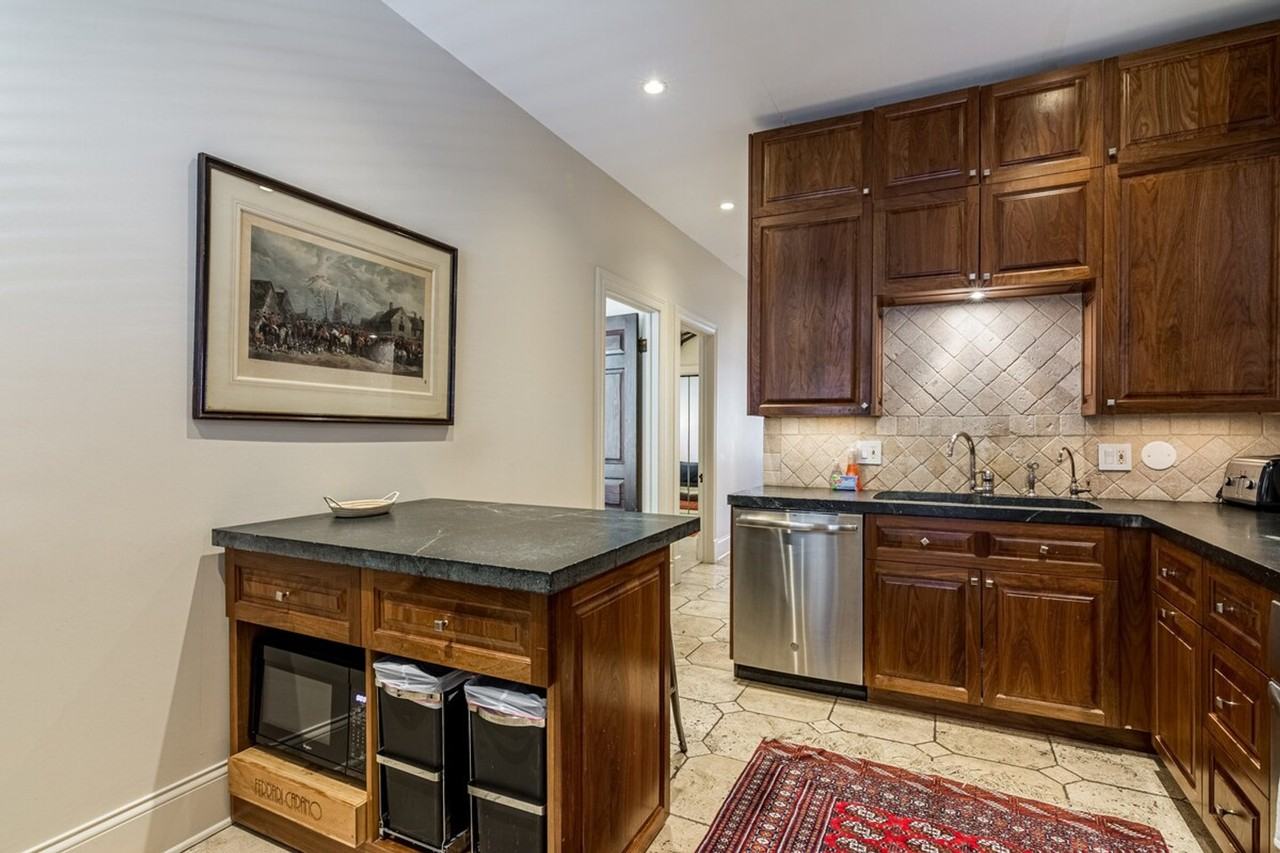 2947 W Logan Blvd #1255600P - Photo 4 of 18