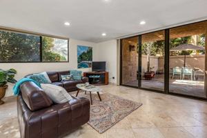 featured image of 2420 Torrey Pines Rd