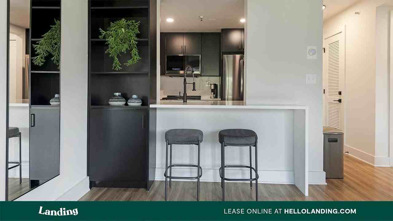 1550 Clarendon Blvd - Photo 3 of 50