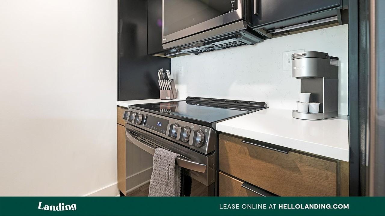 1550 Clarendon Blvd - Photo 7 of 50