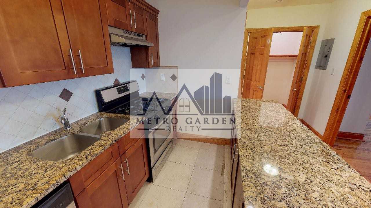 135-23 82nd Avenue #4C - Photo 4 of 25