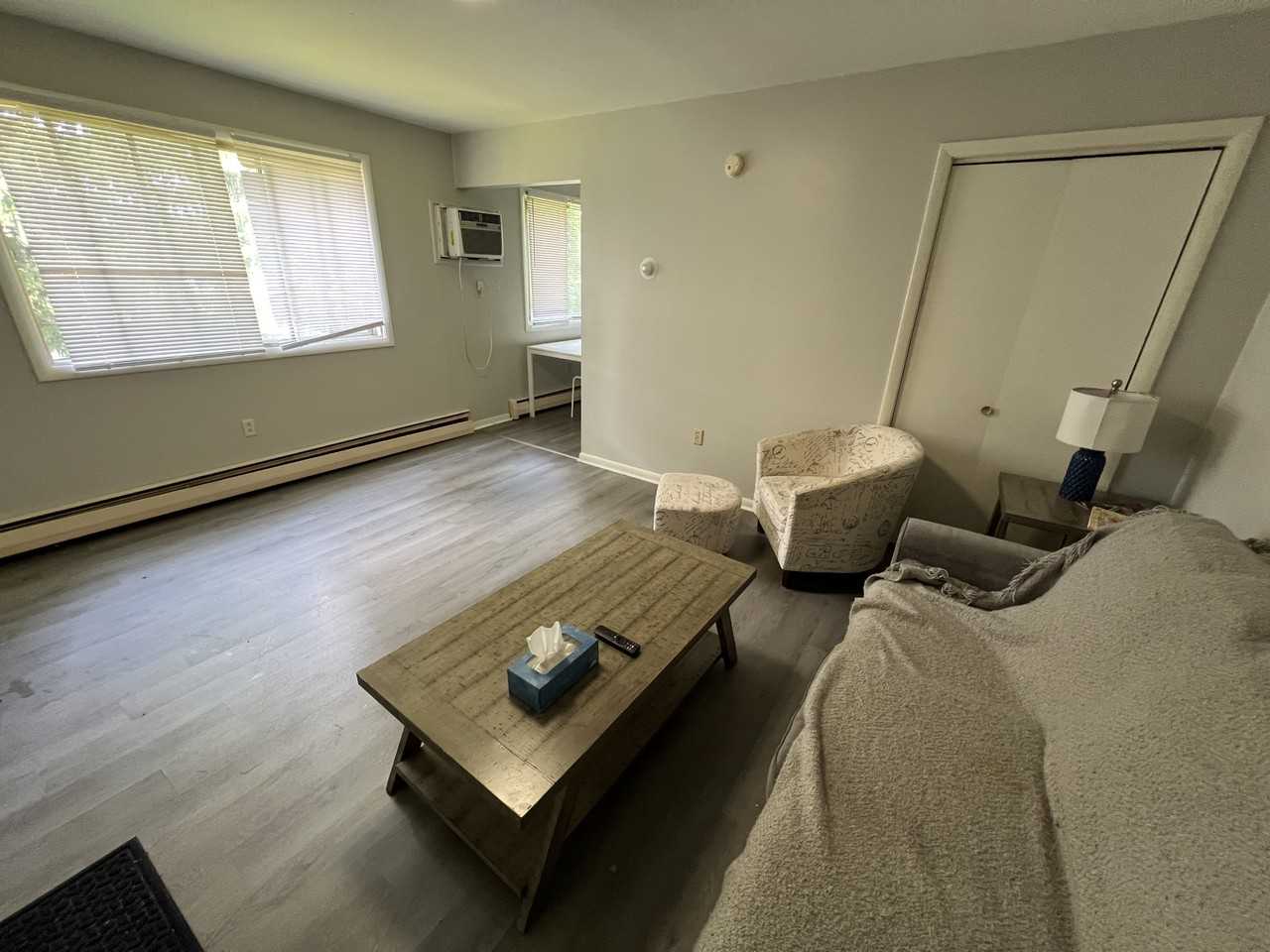 74 Pierce St #G - Photo 2 of 6