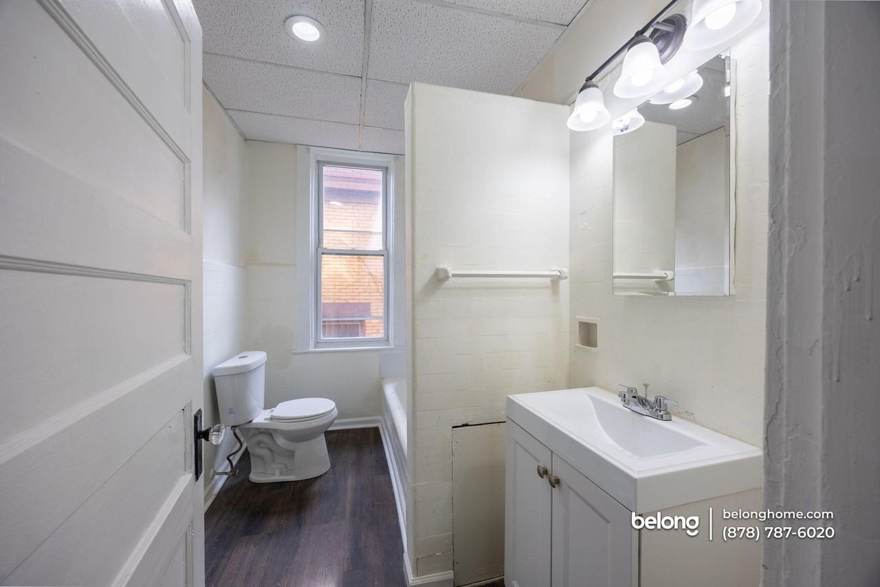 508 E 9th Ave #2 - Photo 4 of 10