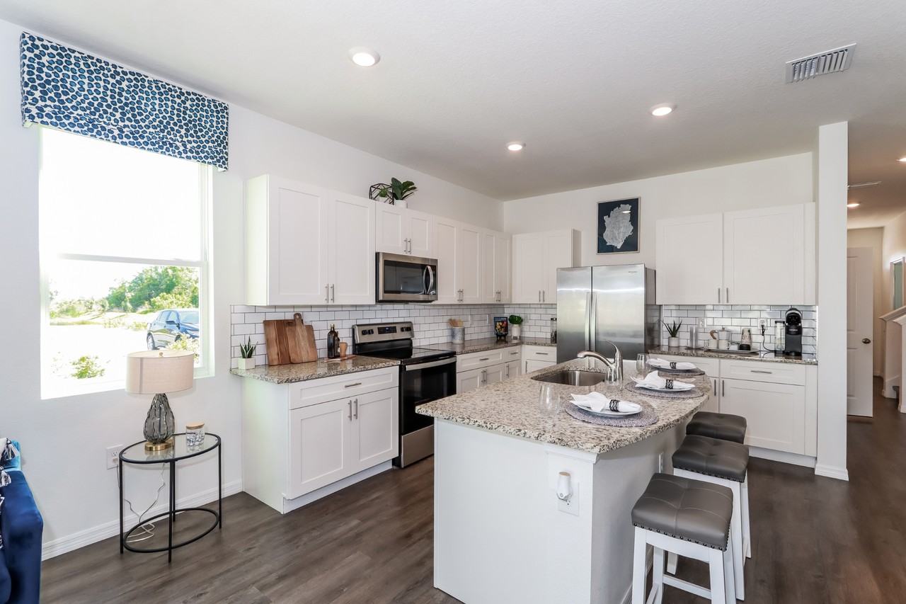 11902 Stoneport Pl - Photo 6 of 38