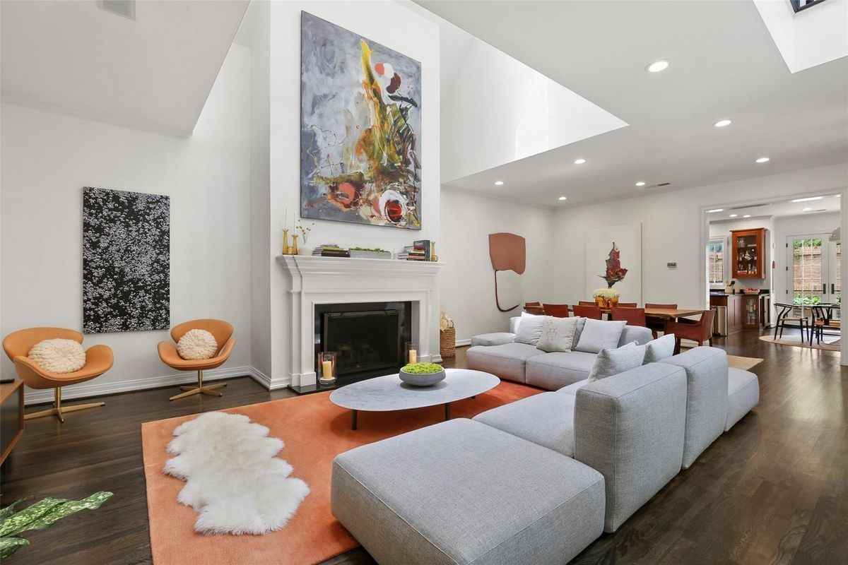 3514 N Fitzhugh Ave - Photo 3 of 15