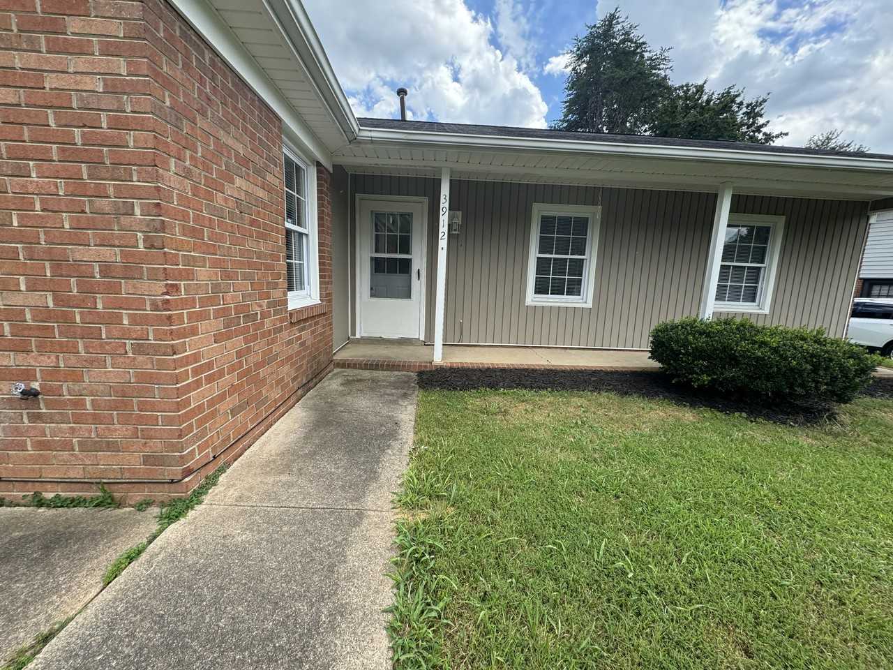 3912 Cottington Dr - Photo 2 of 24