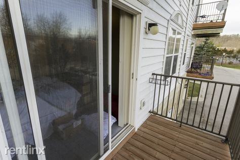 Nielsen Square - Photo 2 of 17