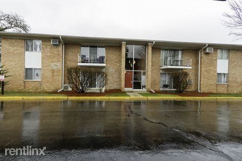 River House Condominiums - Photo 2 of 7