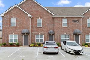 featured image of 1853 Madison Street