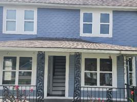 featured image of 714 E Lamar St